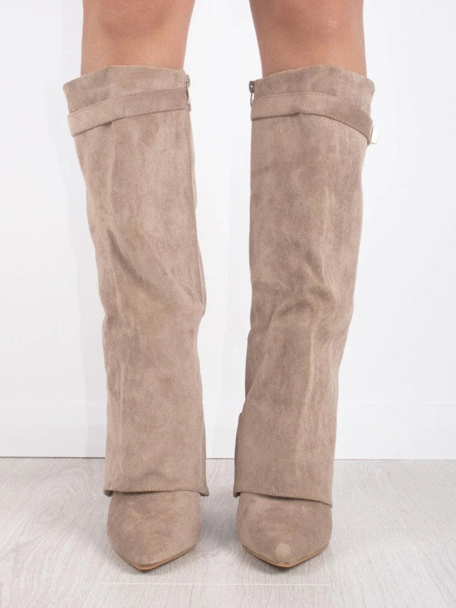 Elegante suède laarzen met hoge schacht en gouden detail – Dames