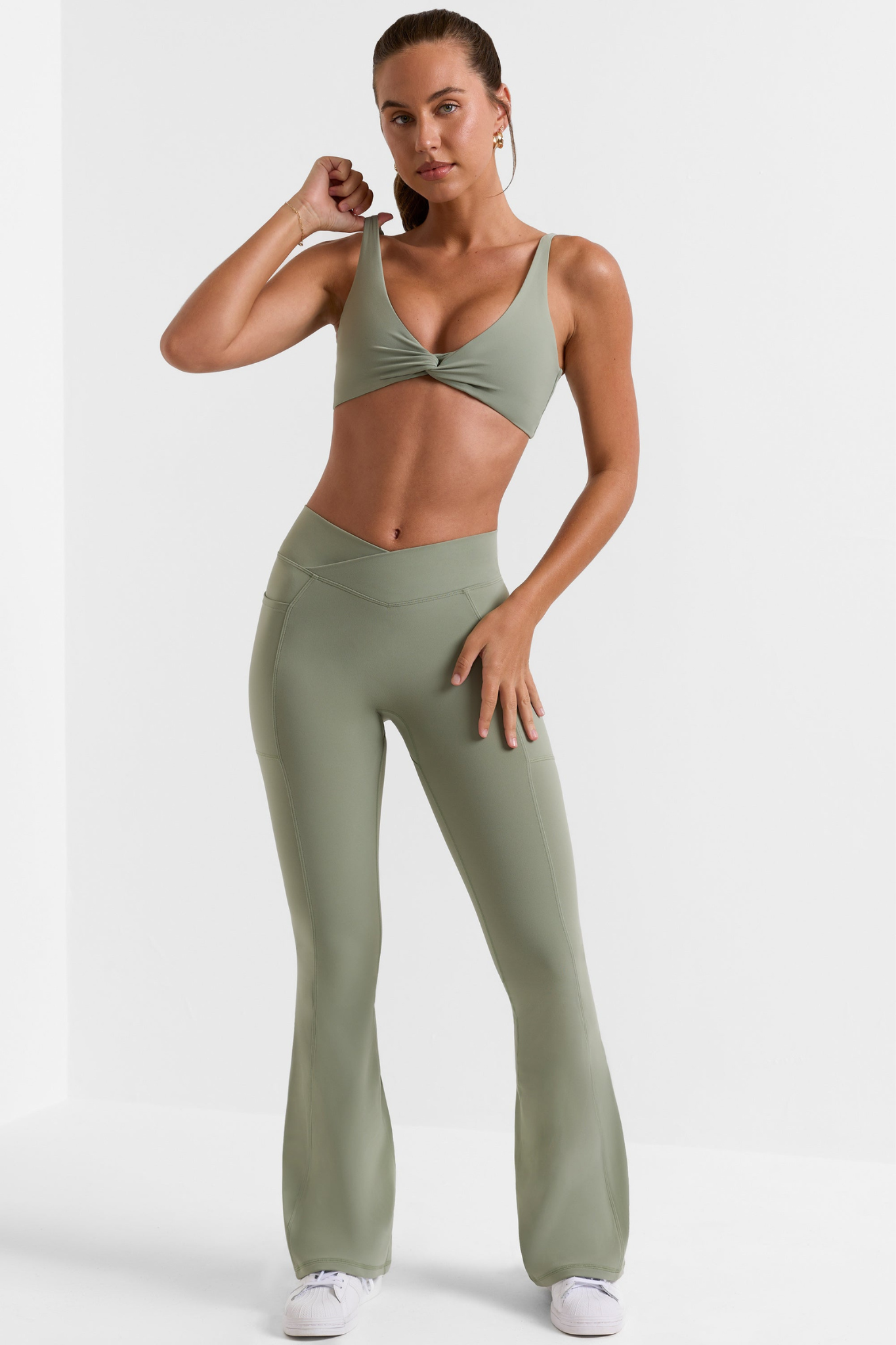 Uitlopende legging met hoge taille en shaping effect – Dames