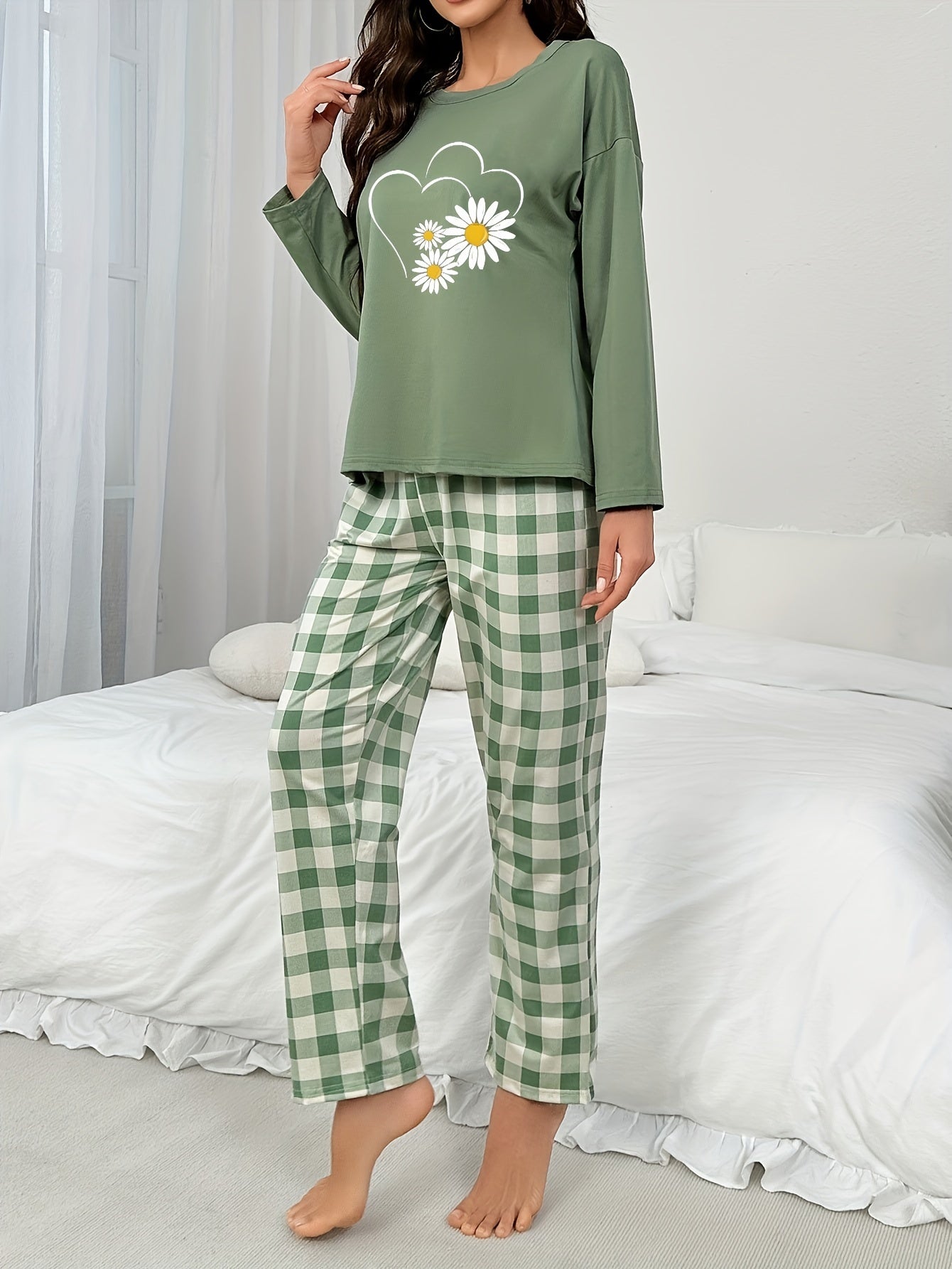 Zachte pyjama set met bloemenprint en lange mouwen – Dames