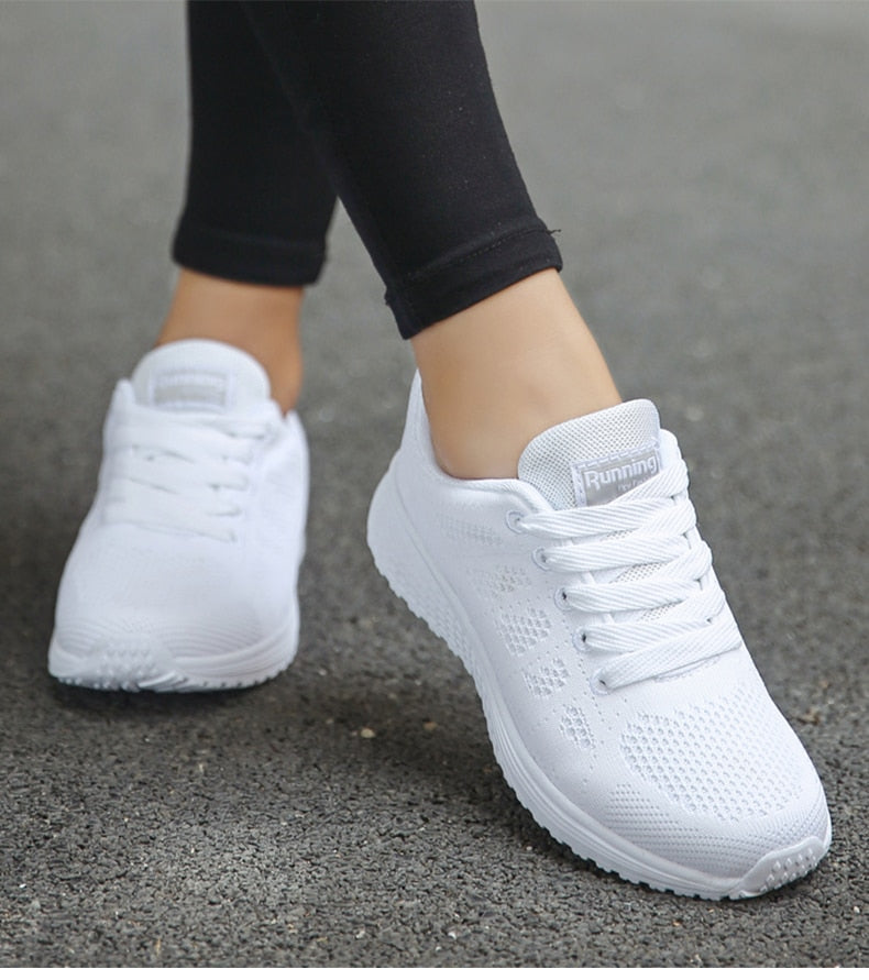Lichtgewicht sneakers met ademend materiaal – Dames