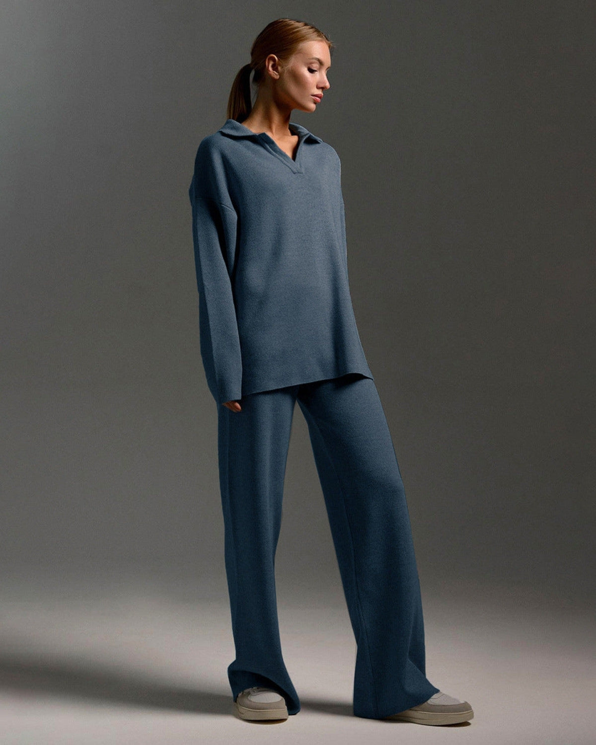 Comfortabele loungewear herfst set gebreid met oversized trui en wijde broek – Dames