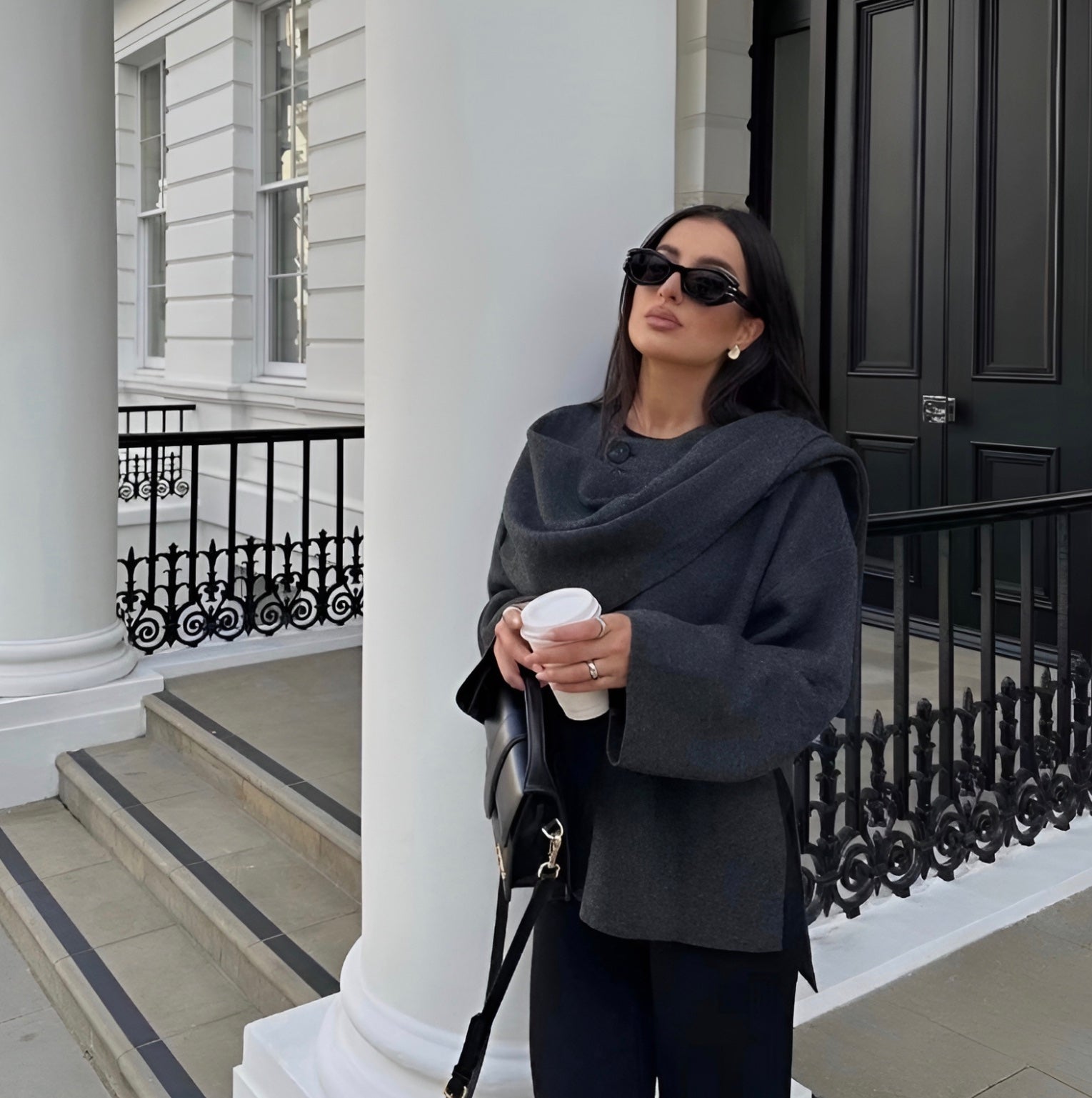 Elegante cape mantel in minimalistisch design – Dames