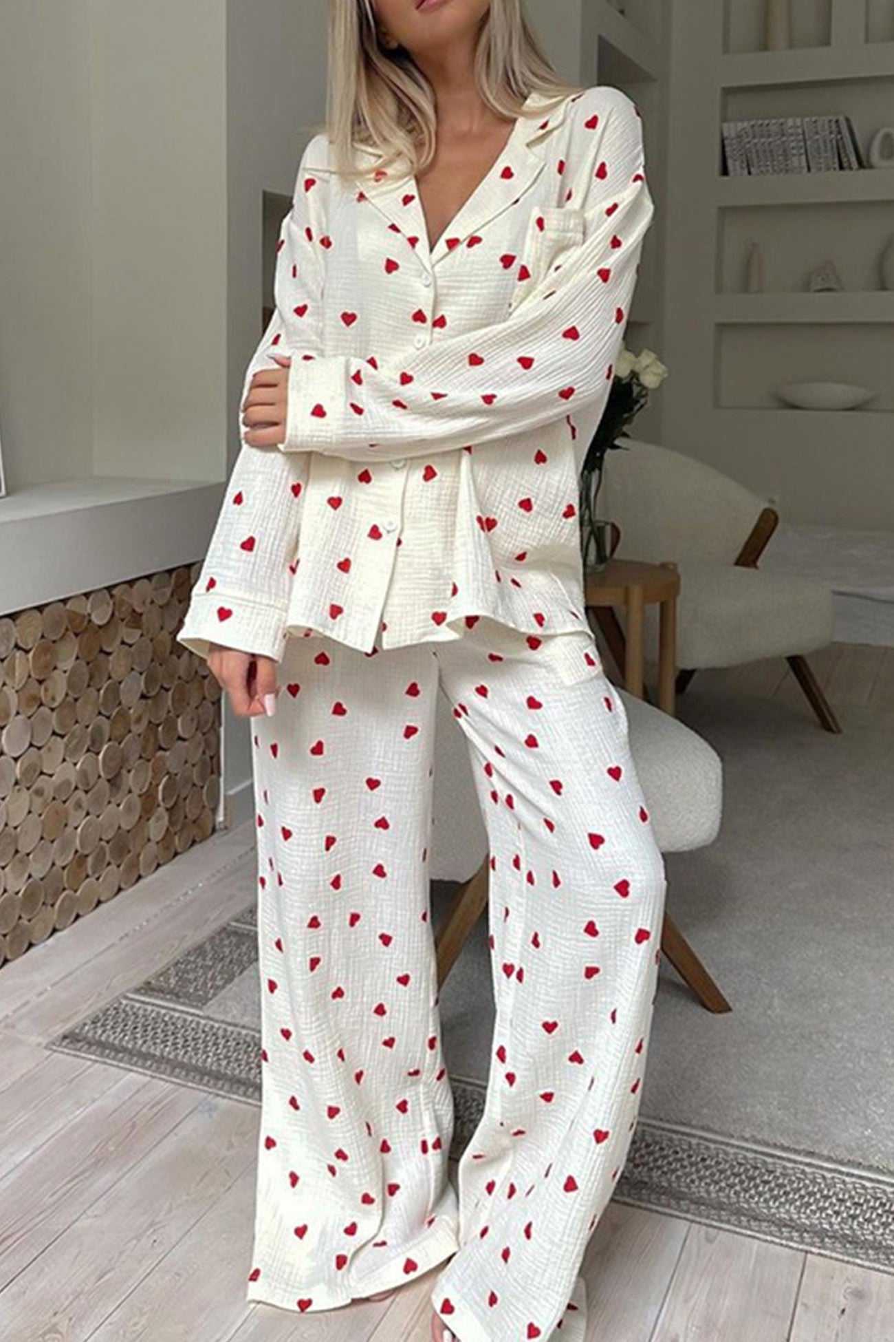Romantische winter pyjama met hartjesprint en luxe zachte stof – Dames