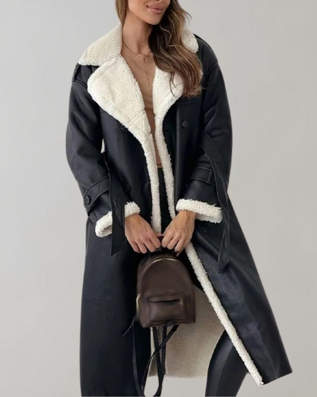Lange elegante winterjas met gevoerde binnenkant – Dames