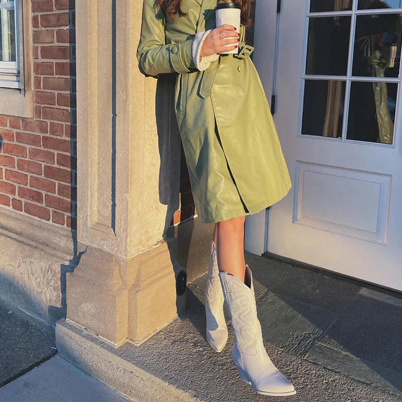 Moderne cowboylaarzen met metallic details voor een stijlvolle winterlook – Dames