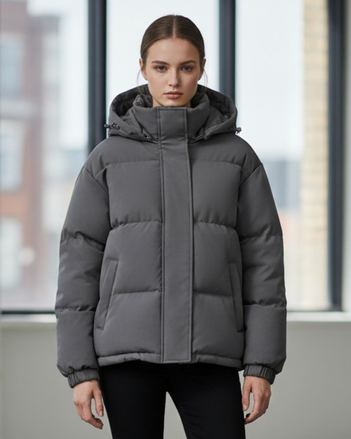 Warme winterjas met capuchon en tijdloos ontwerp – Dames