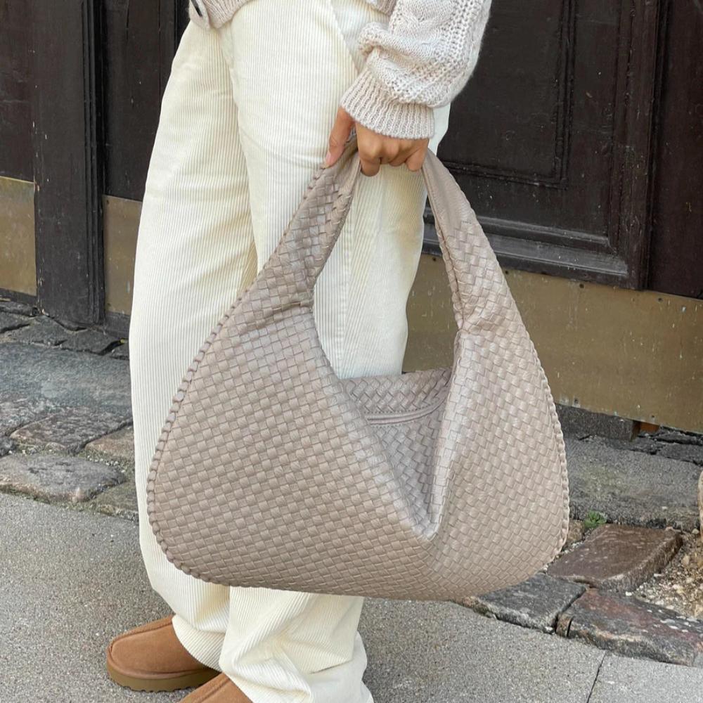 Elegante gevlochten handtas van vegan leer met ruime indeling – Dames