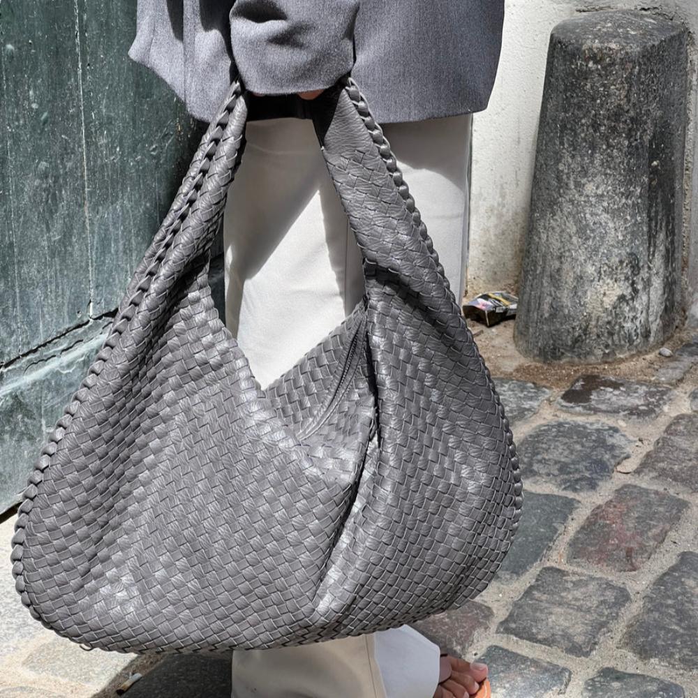 Elegante gevlochten handtas van vegan leer met ruime indeling – Dames