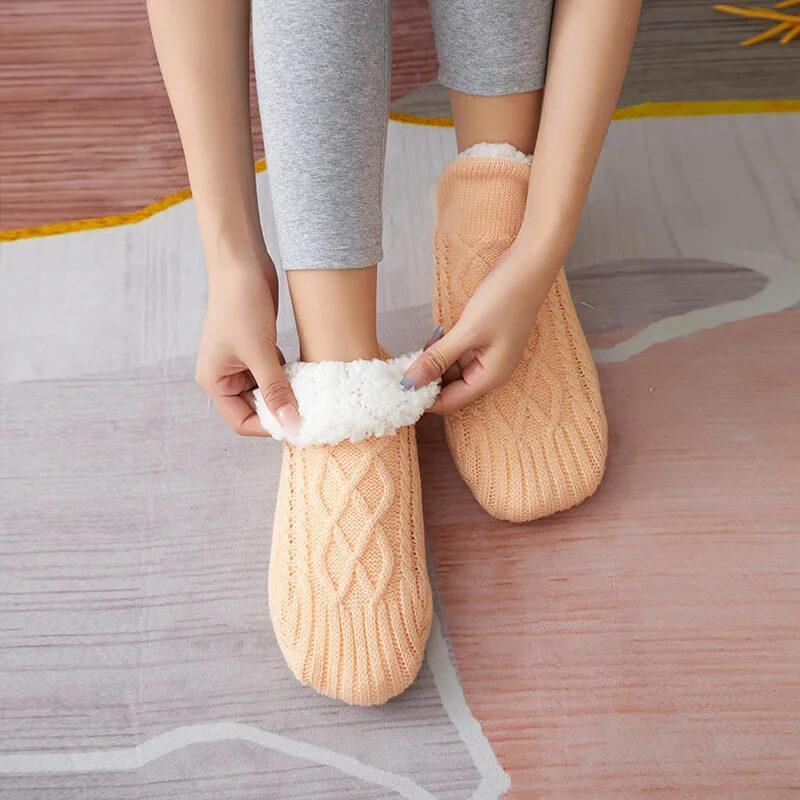 Knusse gebreide pantoffelsokken met warme voering en anti-slip zool – Dames