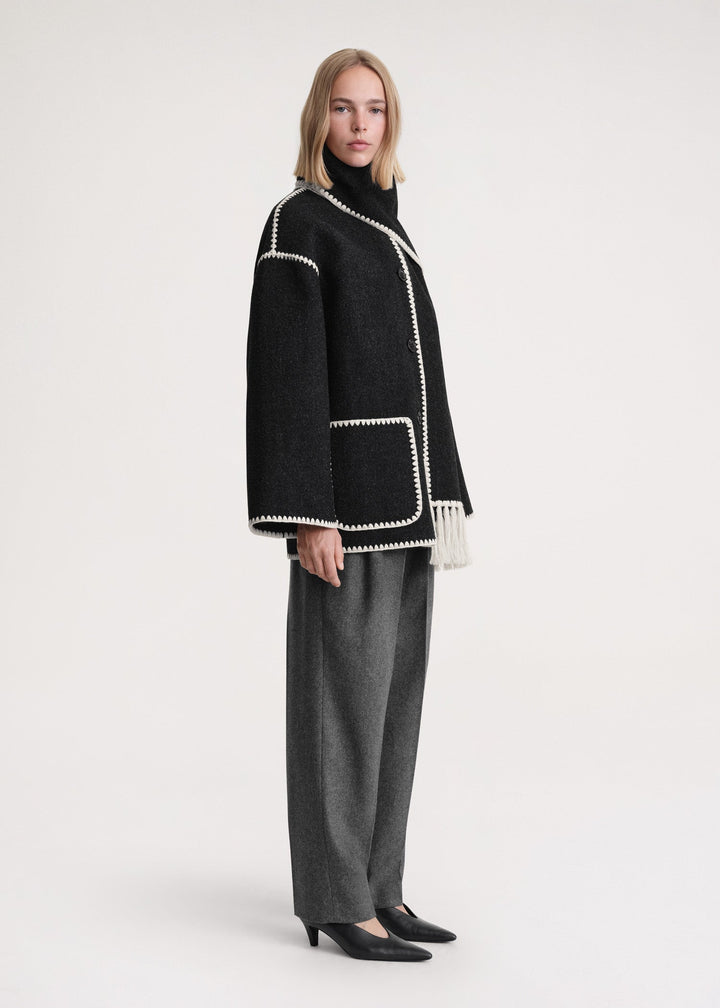 Elegante merino winterjas met geïntegreerde sjaal – Dames