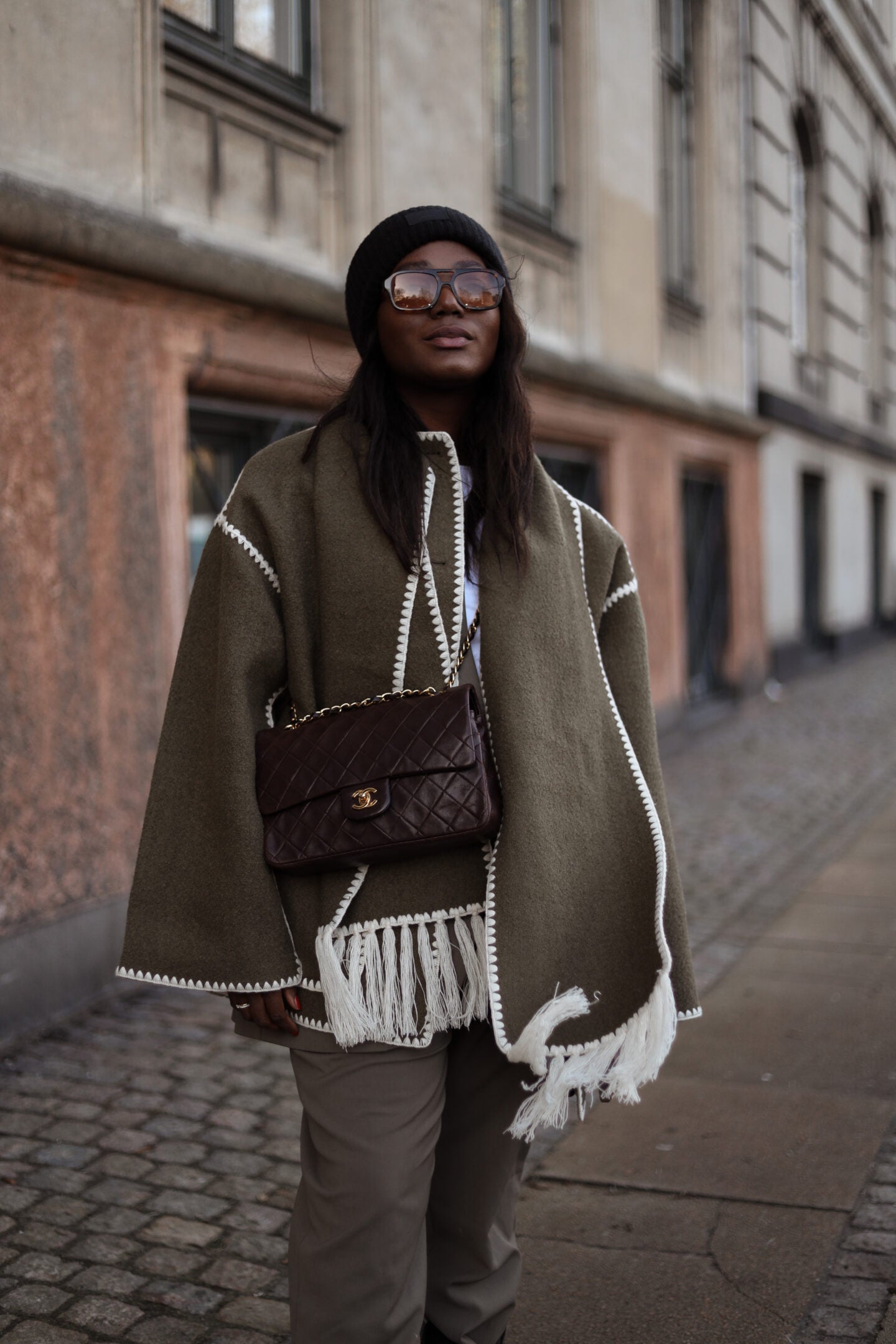 Elegante merino winterjas met geïntegreerde sjaal – Dames