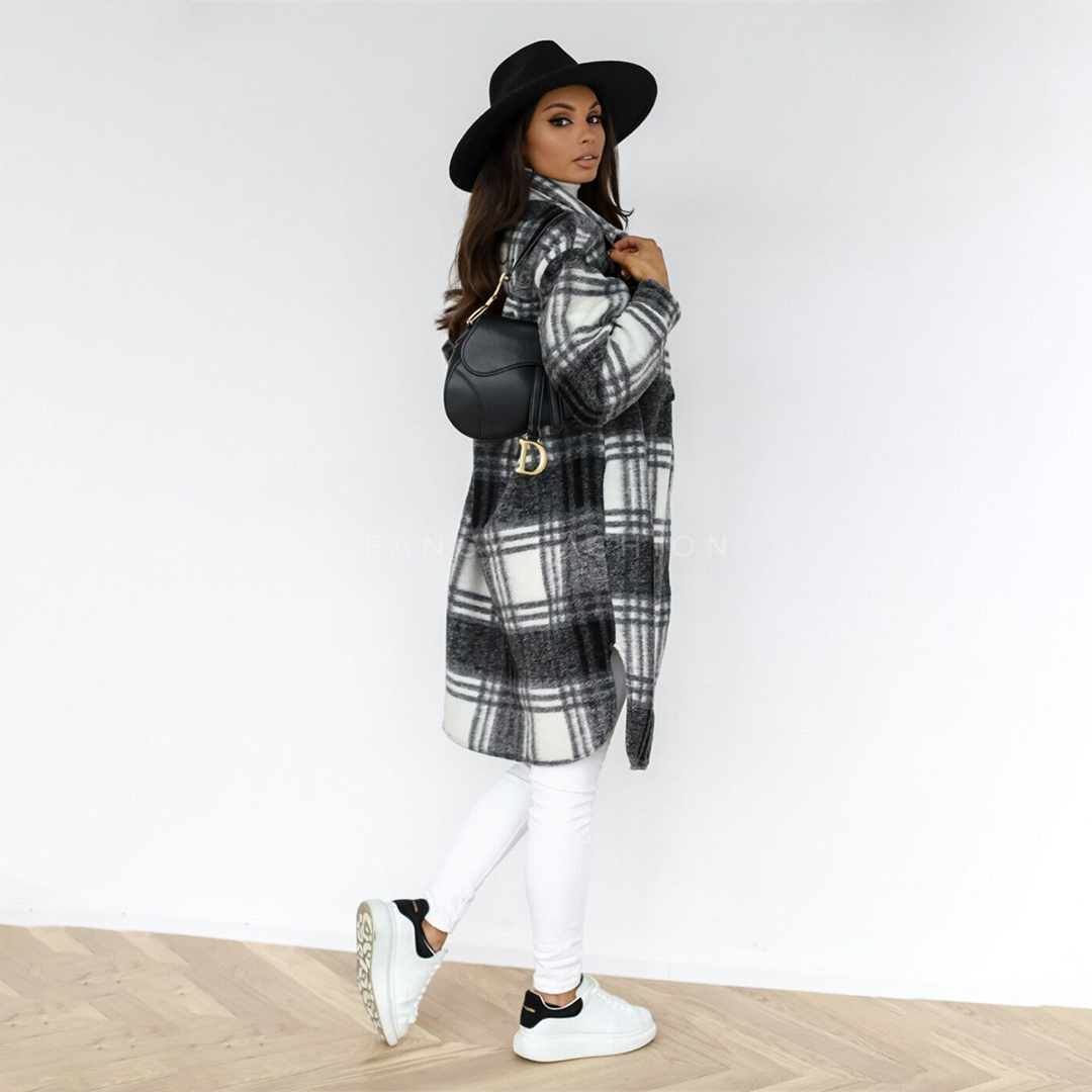 Lange geruite winterjas met tijdloze charme – Dames