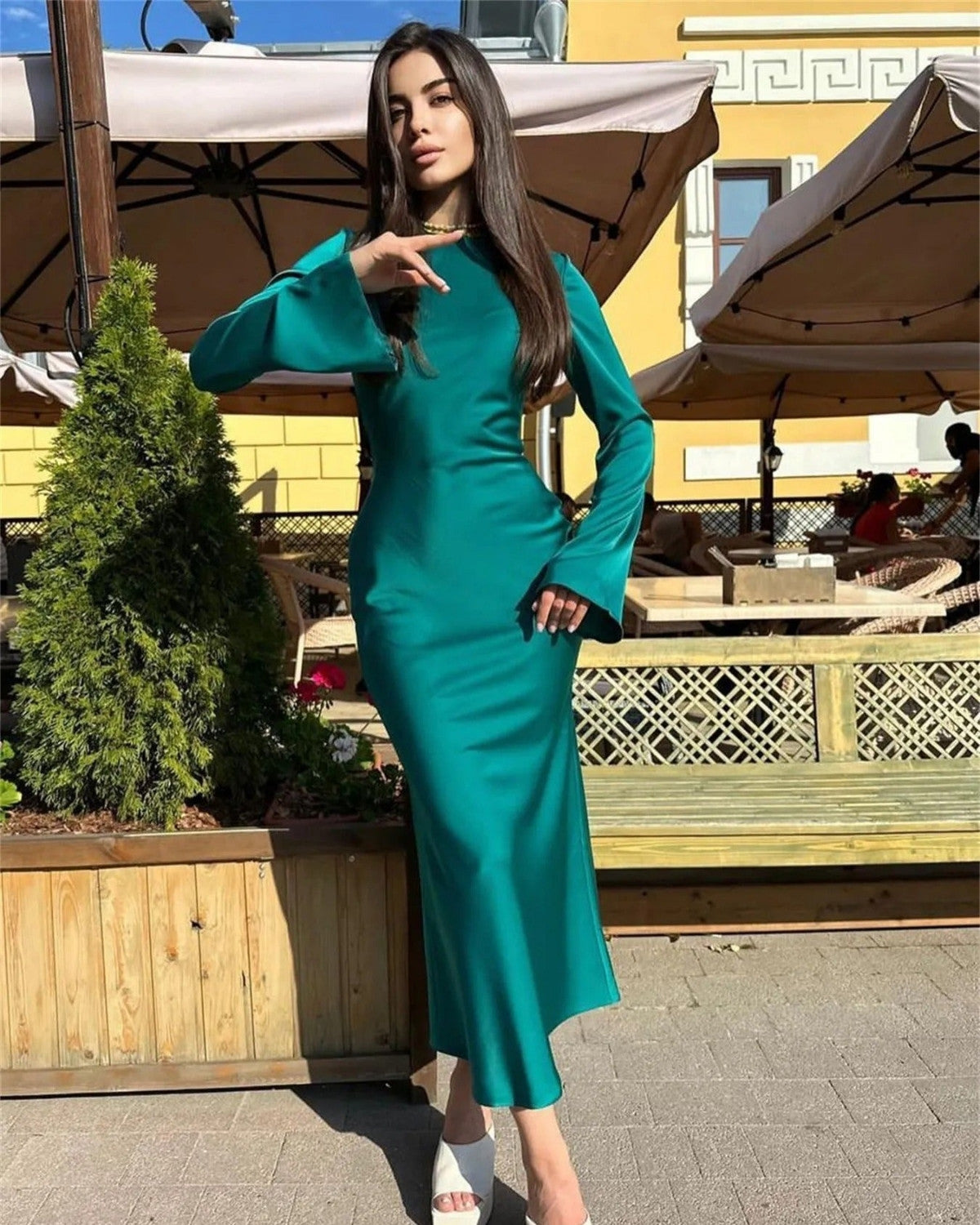 Elegante slanke satijnen maxi jurk voor de zomer – Dames