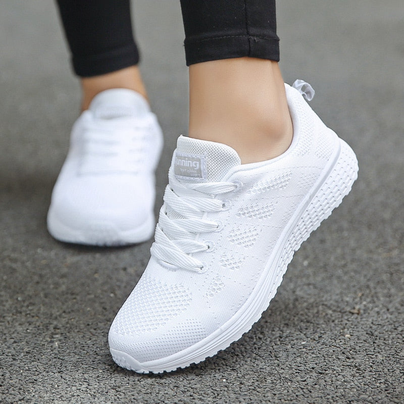 Lichtgewicht sneakers met ademend materiaal – Dames