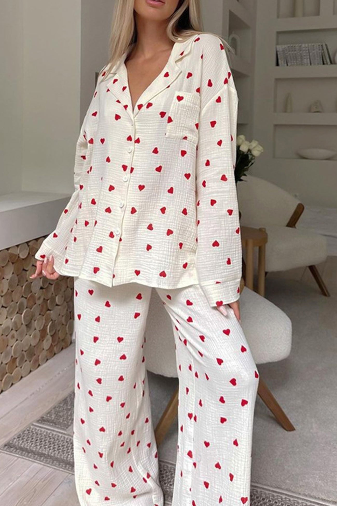 Romantische winter pyjama met hartjesprint en luxe zachte stof – Dames