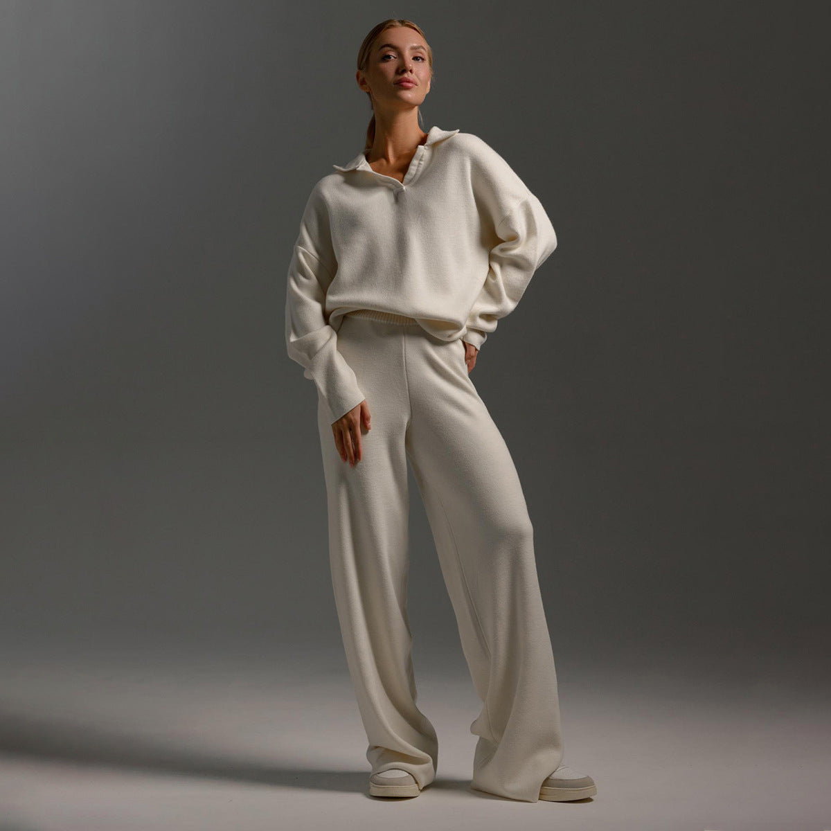 Comfortabele loungewear herfst set gebreid met oversized trui en wijde broek – Dames