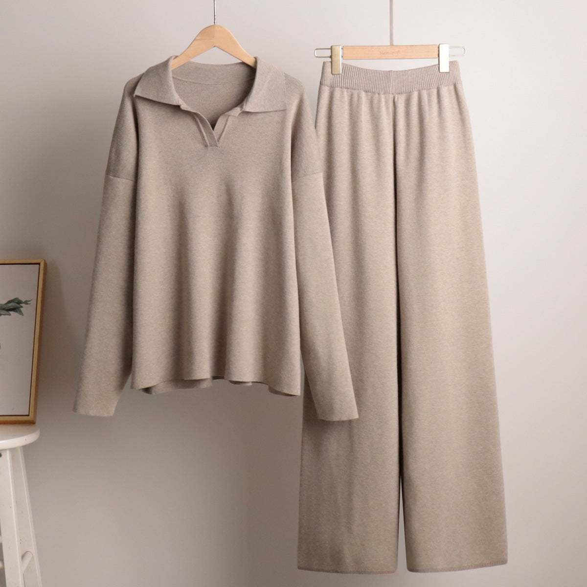 Comfortabele loungewear herfst set gebreid met oversized trui en wijde broek – Dames