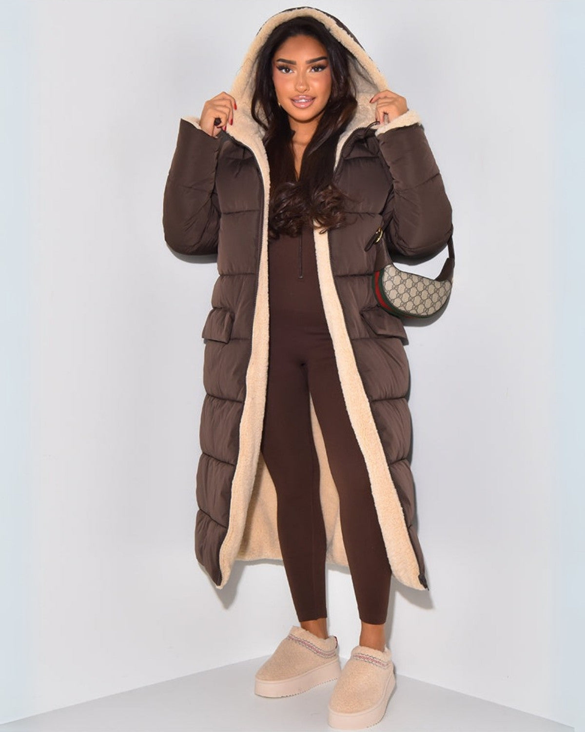 Omkeerbare winterjas met flatterende pasvorm en dubbelzijdig design – Dames