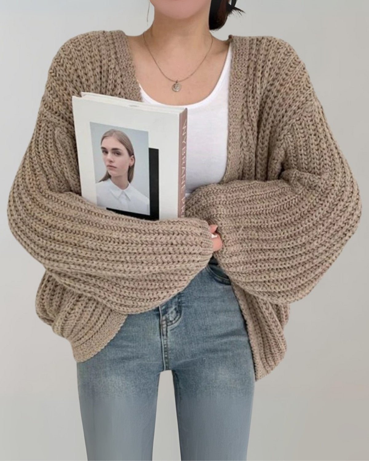Stijlvolle gebreide cardigan met lange mouwen van zachte stof – Dames