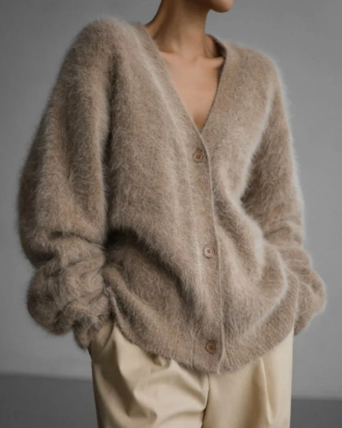 Verfijnd couture cardigan van kasjmierblend met elegante uitstraling – Dames