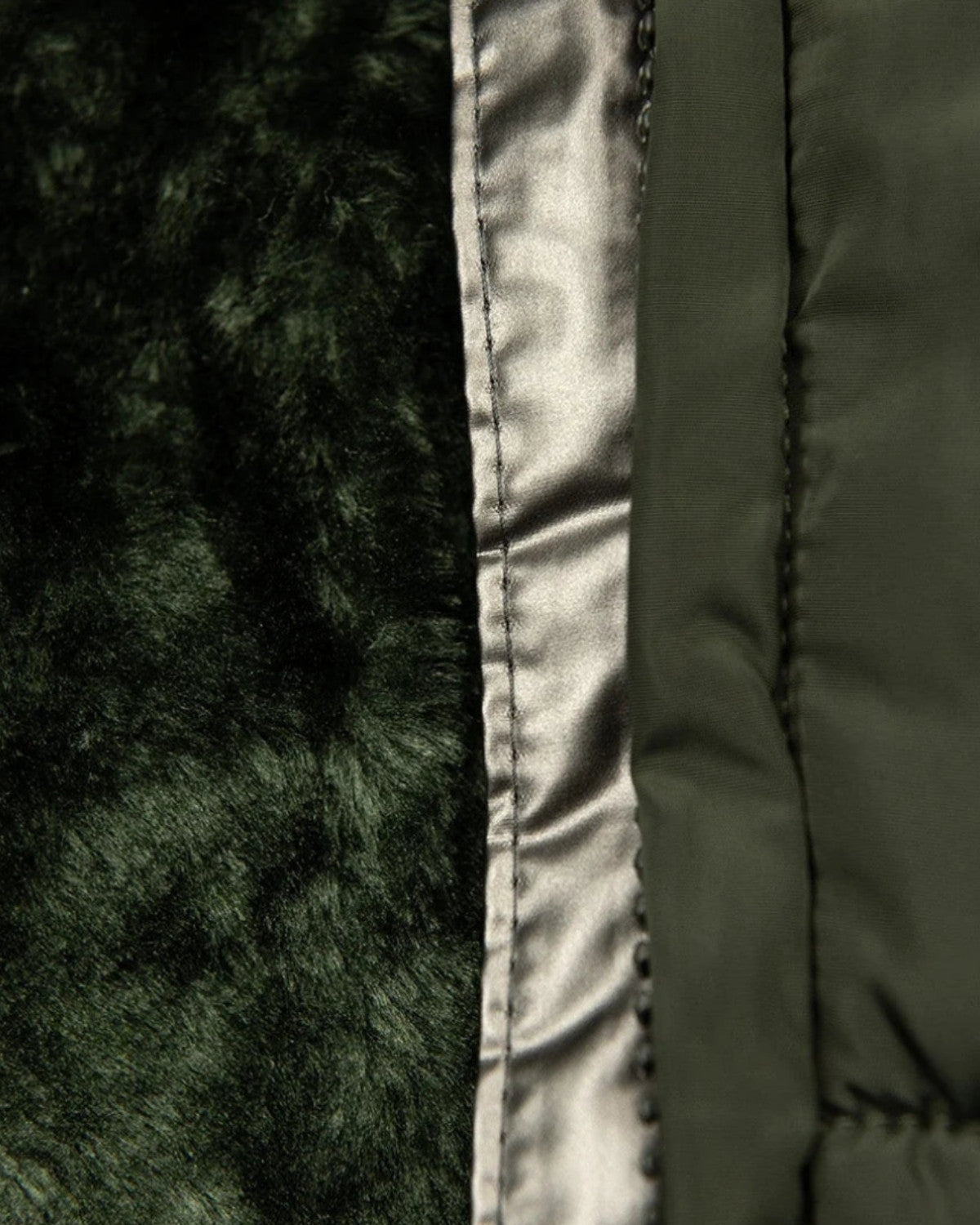 Warme winterjas met imitatiebont en waterdichte afwerking – Dames