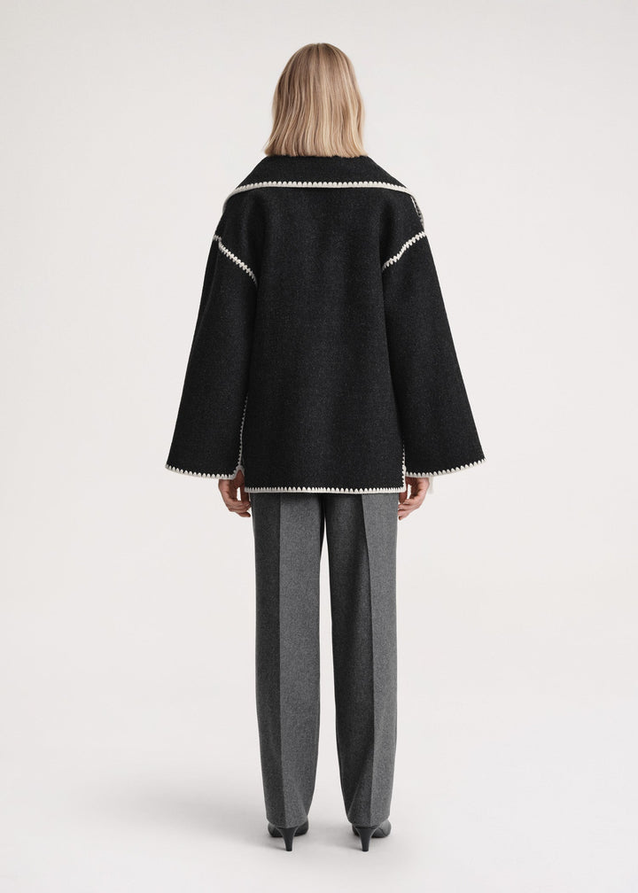 Elegante merino winterjas met geïntegreerde sjaal – Dames