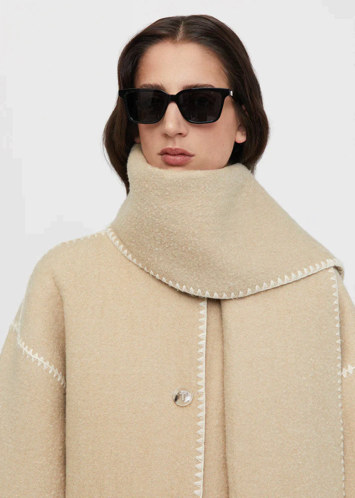 Elegante merino winterjas met geïntegreerde sjaal – Dames