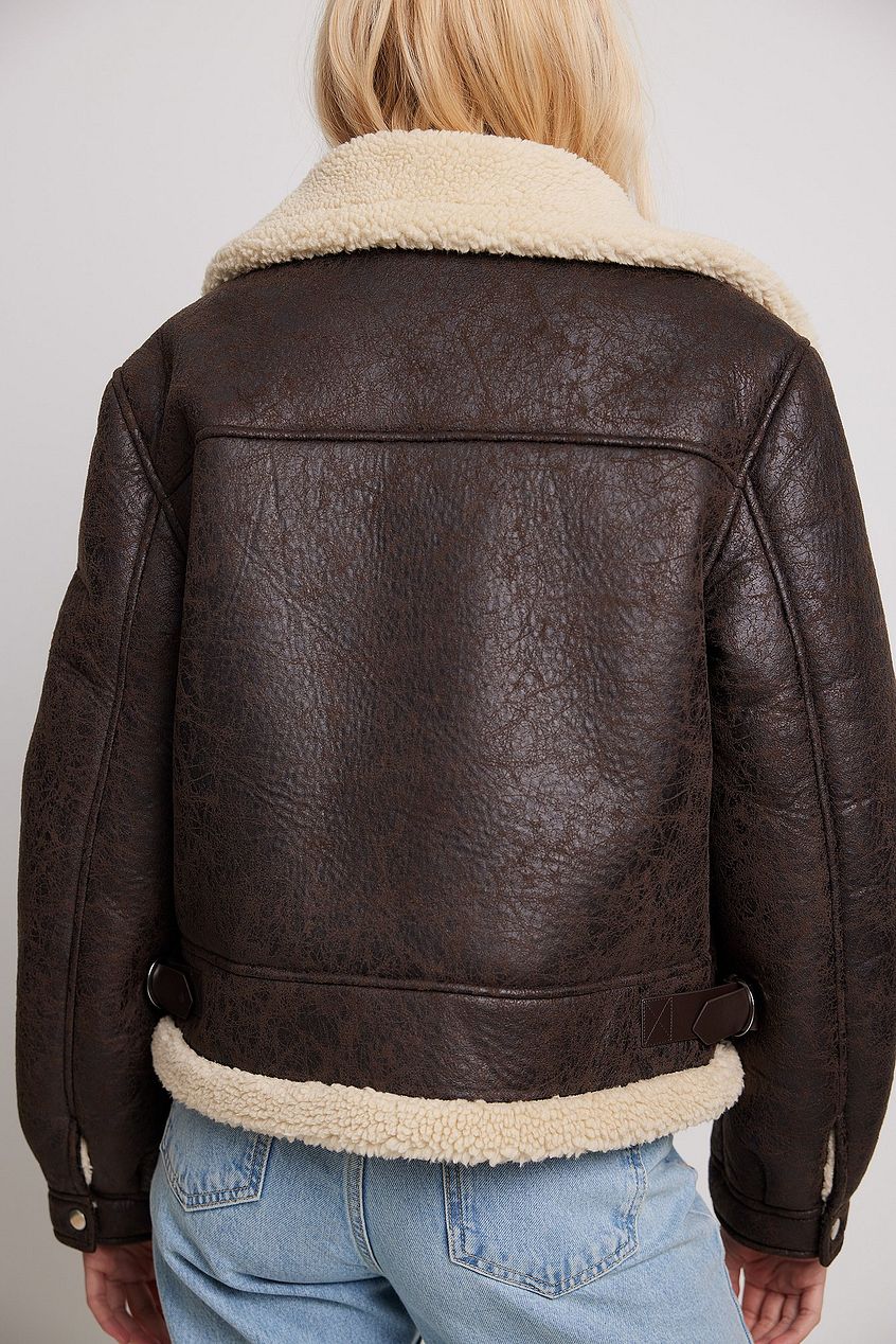 Warme aviator winterjas met crèmekraag in donkerbruin – Dames